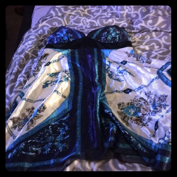 Silky long fashion top - Picture 1 of 1